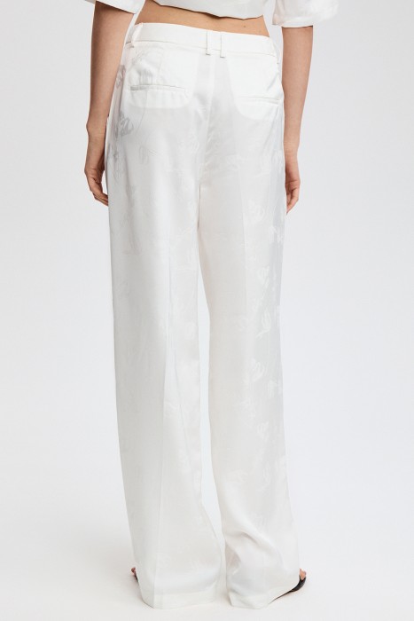 брюки с принтом по цене 3600 руб вид справа