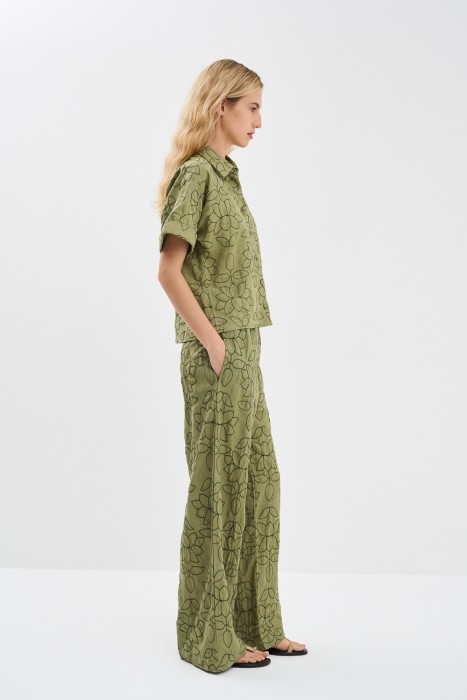 брюки с вышивкой по цене 1580 руб вид справа