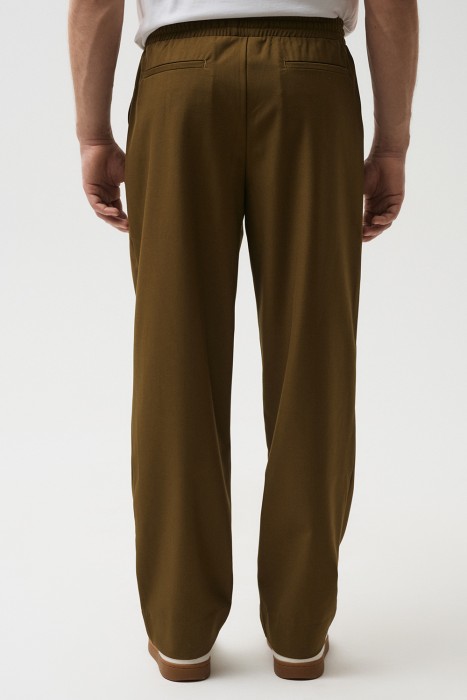 брюки с завязками по цене 2330 руб вид справа