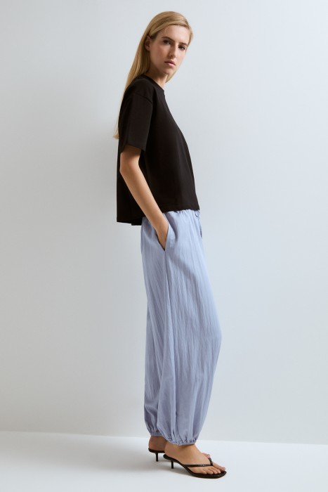 брюки-шаровары от бренда снежная королева вид слева