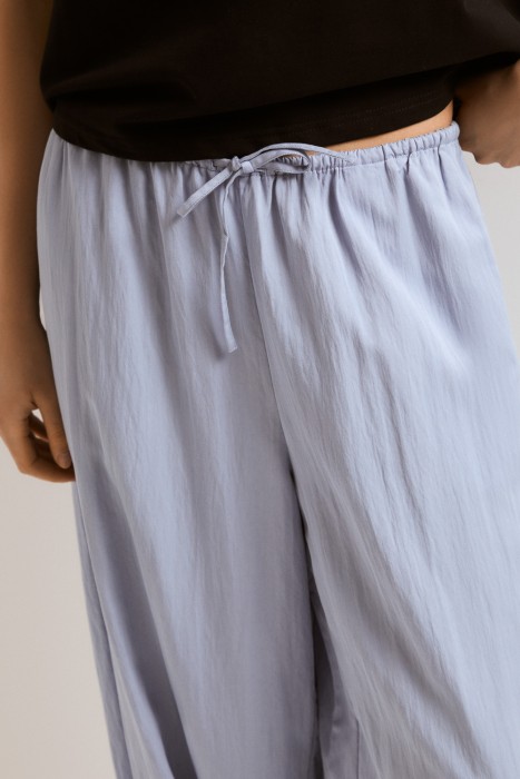 брюки-шаровары по цене 3680 руб вид справа