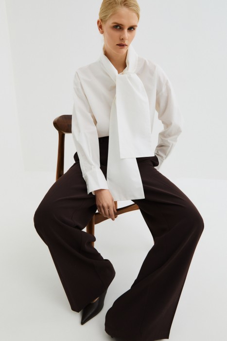 брюки со съемной баской по цене 2800 руб вид справа