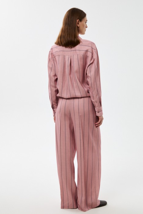 брюки в полоску по цене 3880 руб вид справа