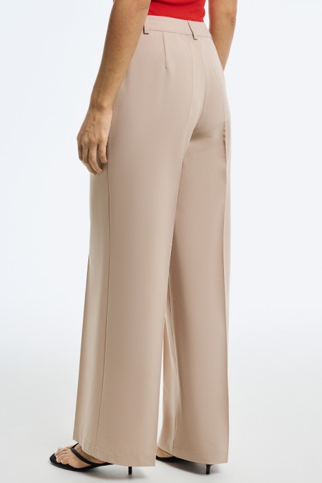 брюки по цене 1620 руб вид справа