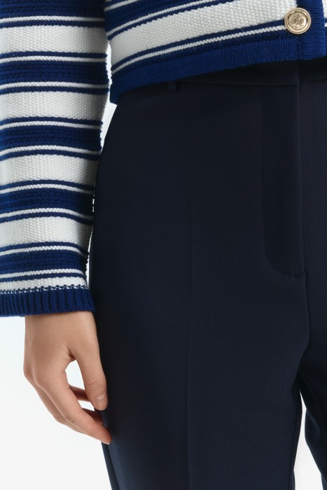 брюки по цене 1770 руб вид справа