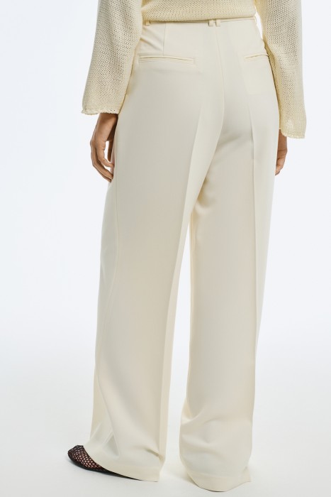 брюки по цене 1780 руб вид справа