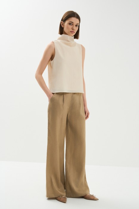 брюки от бренда снежная королева вид слева