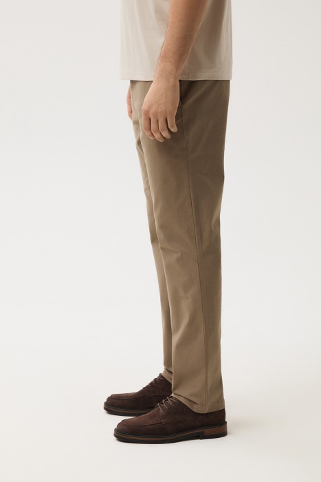 брюки по цене 2330 руб вид справа