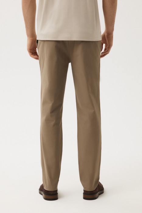 брюки из россии вид сбоку