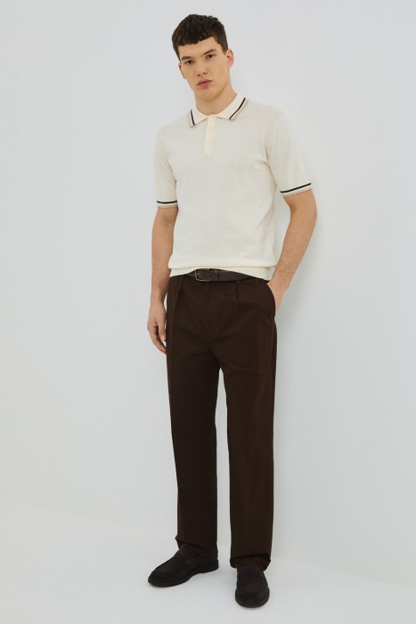 брюки по цене 2200 руб вид справа