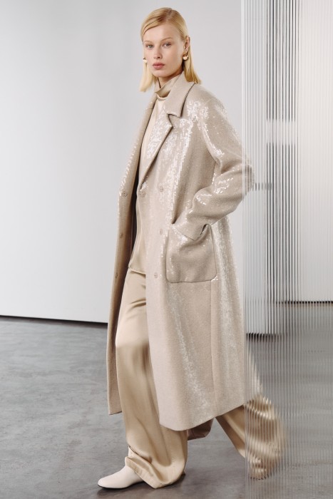 брюки от бренда снежная королева вид слева