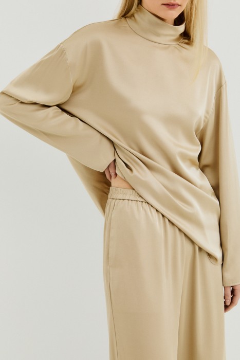 брюки из россии вид сбоку