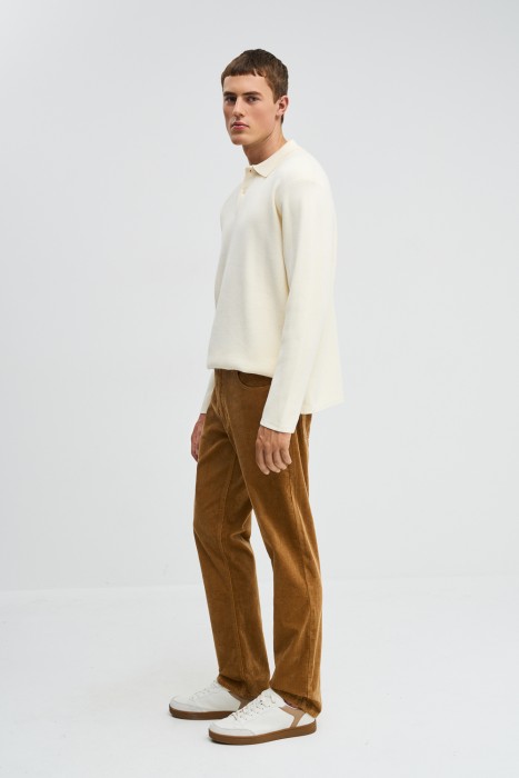 брюки по цене 1600 руб вид справа