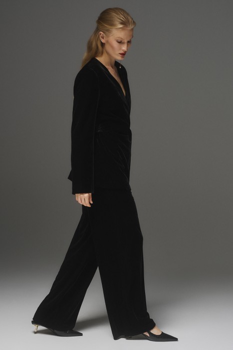 брюки по цене 1620 руб вид справа