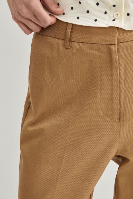 брюки из россии вид сбоку