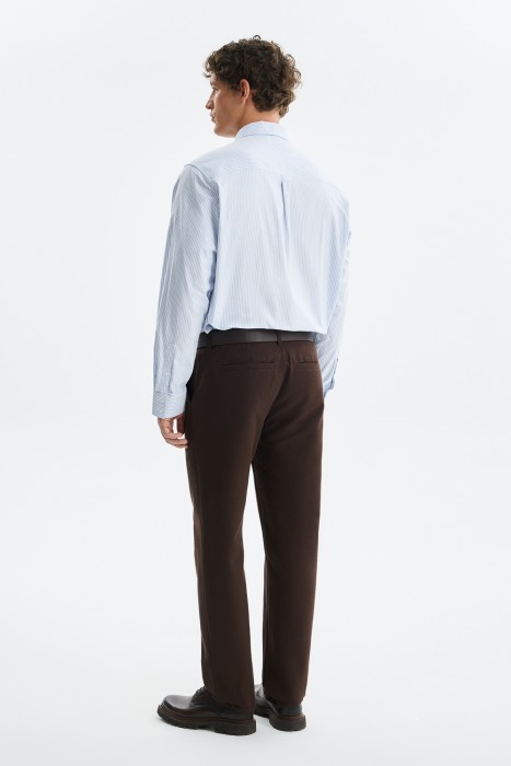 брюки из россии вид сбоку