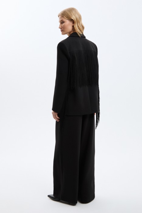 брюки по цене 2680 руб вид справа