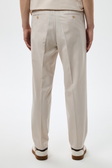 брюки по цене 3010 руб вид справа