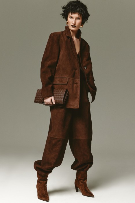 брюки из россии вид сбоку