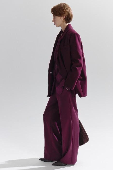 брюки от бренда снежная королева вид слева