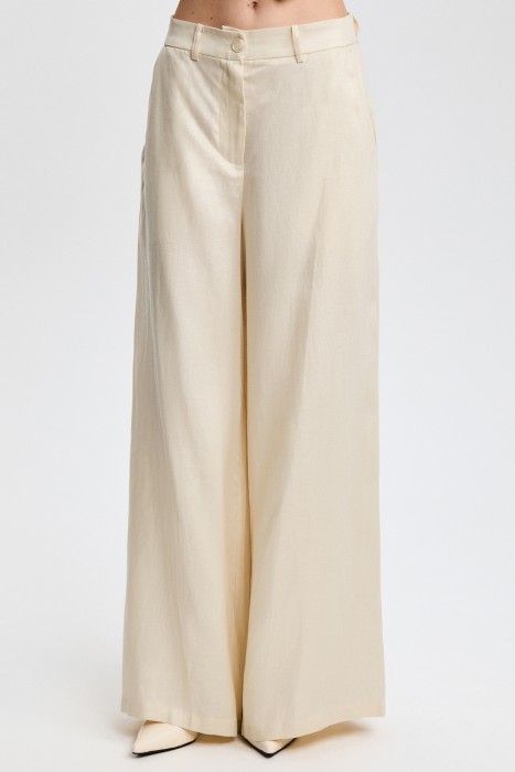 брюки от бренда снежная королева вид слева