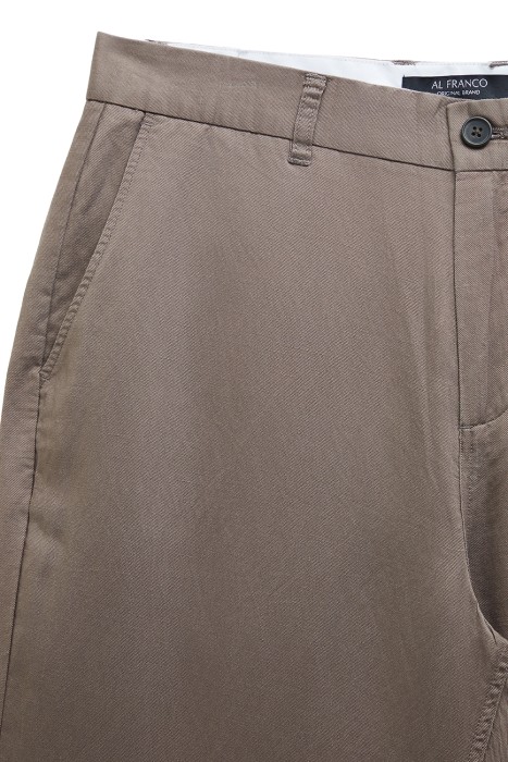 брюки от бренда снежная королева вид слева