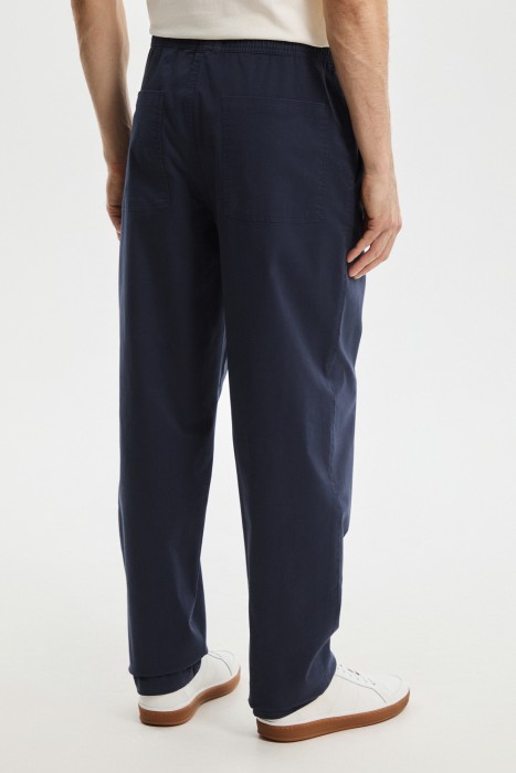 брюки по цене 3010 руб вид справа