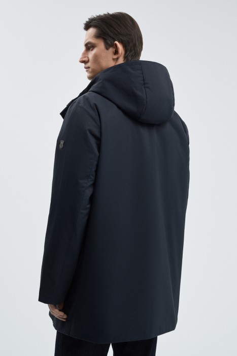 демисезонная куртка с капюшоном по цене 4960 руб вид справа