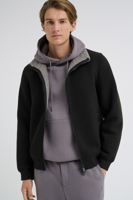 демисезонная куртка от бренда снежная королева вид слева