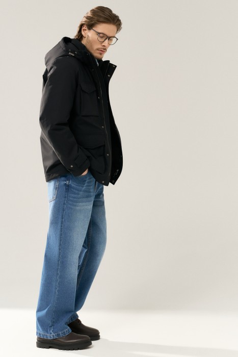 демисезонная куртка от бренда снежная королева вид слева