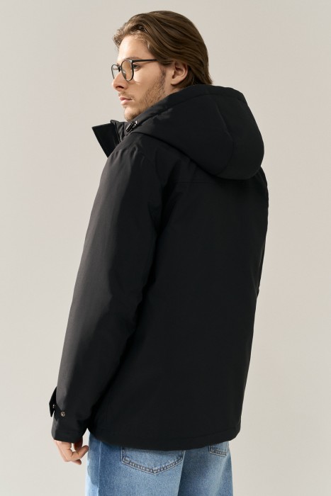 демисезонная куртка по цене 3950 руб вид справа