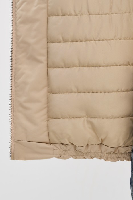 демисезонная куртка из россии вид сбоку