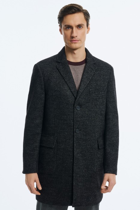 демисезонное пальто от бренда снежная королева вид слева