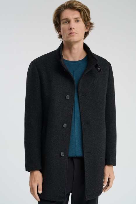 демисезонное пальто от бренда снежная королева вид слева