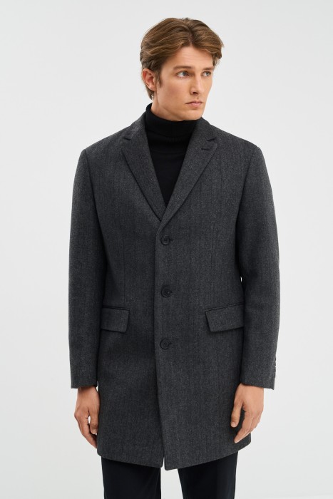 демисезонное пальто от бренда снежная королева вид слева