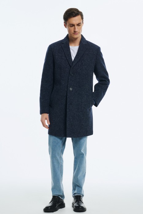 демисезонное пальто от бренда снежная королева вид слева