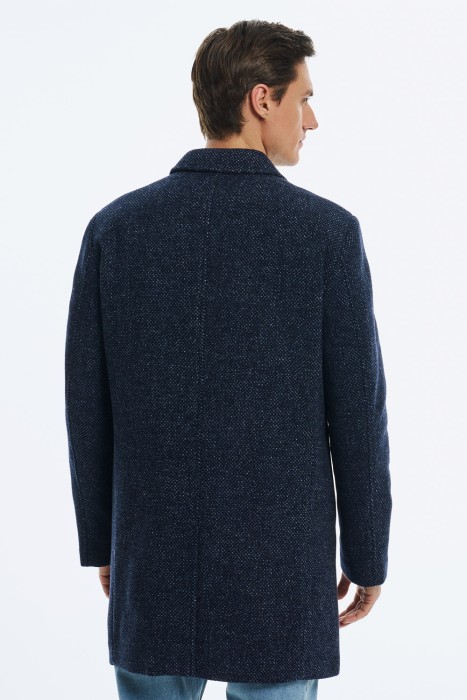 демисезонное пальто по цене 5400 руб вид справа