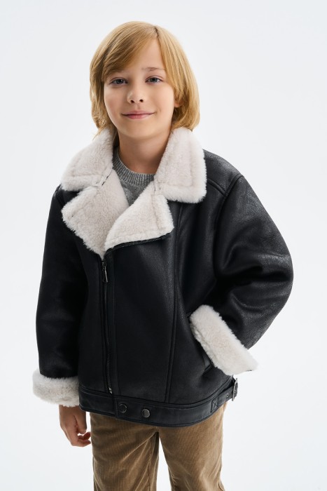 детская дубленка из искусственного меха из россии вид сбоку