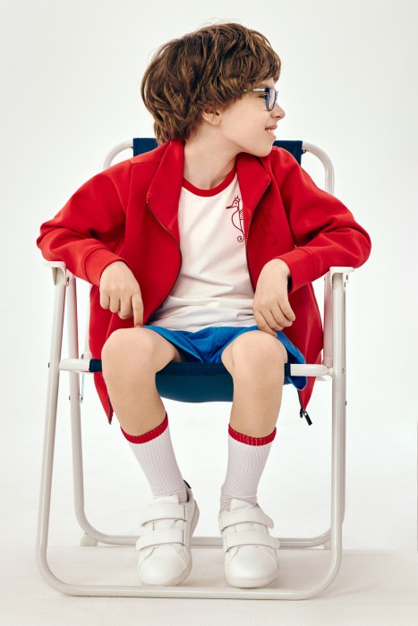 детская футболка из хлопка от бренда снежная королева вид слева