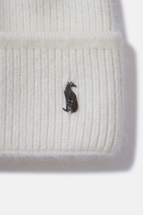 детская шапка из россии вид сбоку