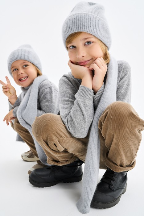 детская шапка из россии вид сбоку