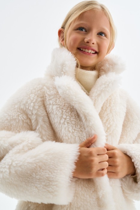 детская шубка из шерсти по цене 6920 руб вид справа
