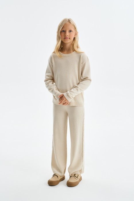 детские брюки по цене 1370 руб вид справа