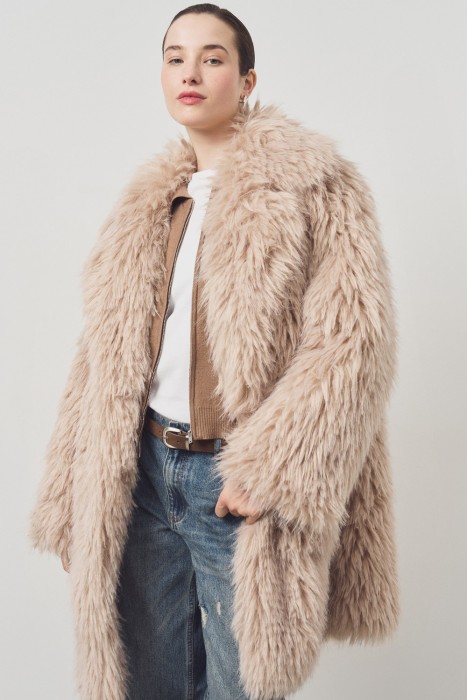 дубленка из искусственного меха с поясом по цене 12120 руб вид справа