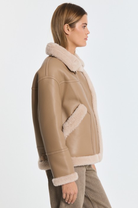 дубленка из искусственного меха от бренда снежная королева вид слева