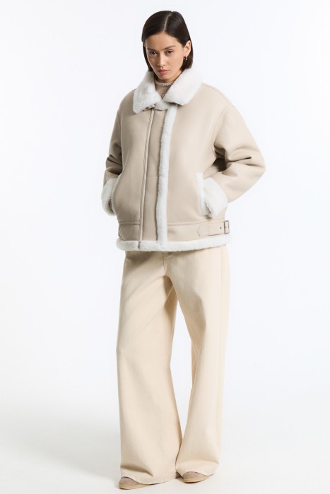 дубленка из искусственного меха по цене 13450 руб вид справа