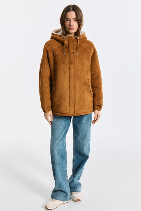 дубленка из искусственного меха от бренда снежная королева вид слева