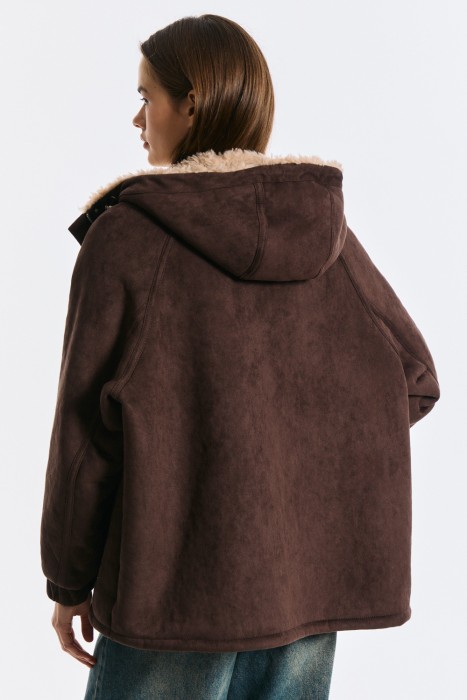 дубленка из искусственного меха по цене 14270 руб вид справа