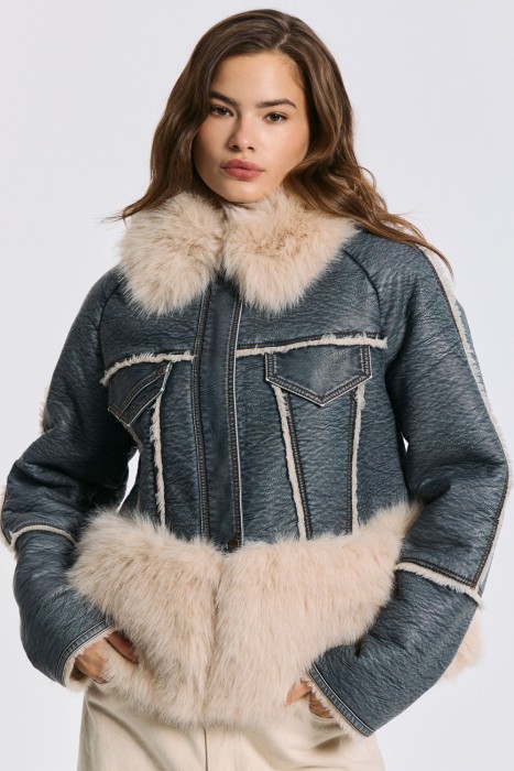 дубленка из искусственного меха от бренда снежная королева вид слева