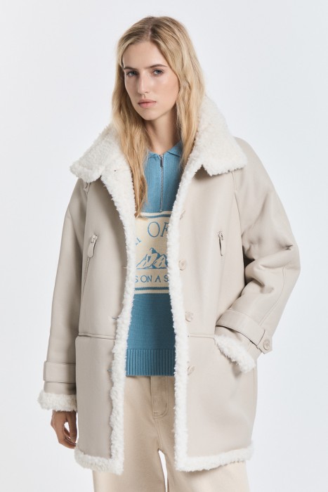 дубленка из искусственного меха от бренда снежная королева вид слева